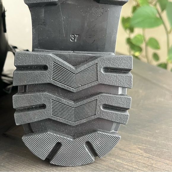 STEVE MADDEN Okara Buckle Cutout Platform Boot in Black Leather Size 7 NWOT - Picture 14 of 15